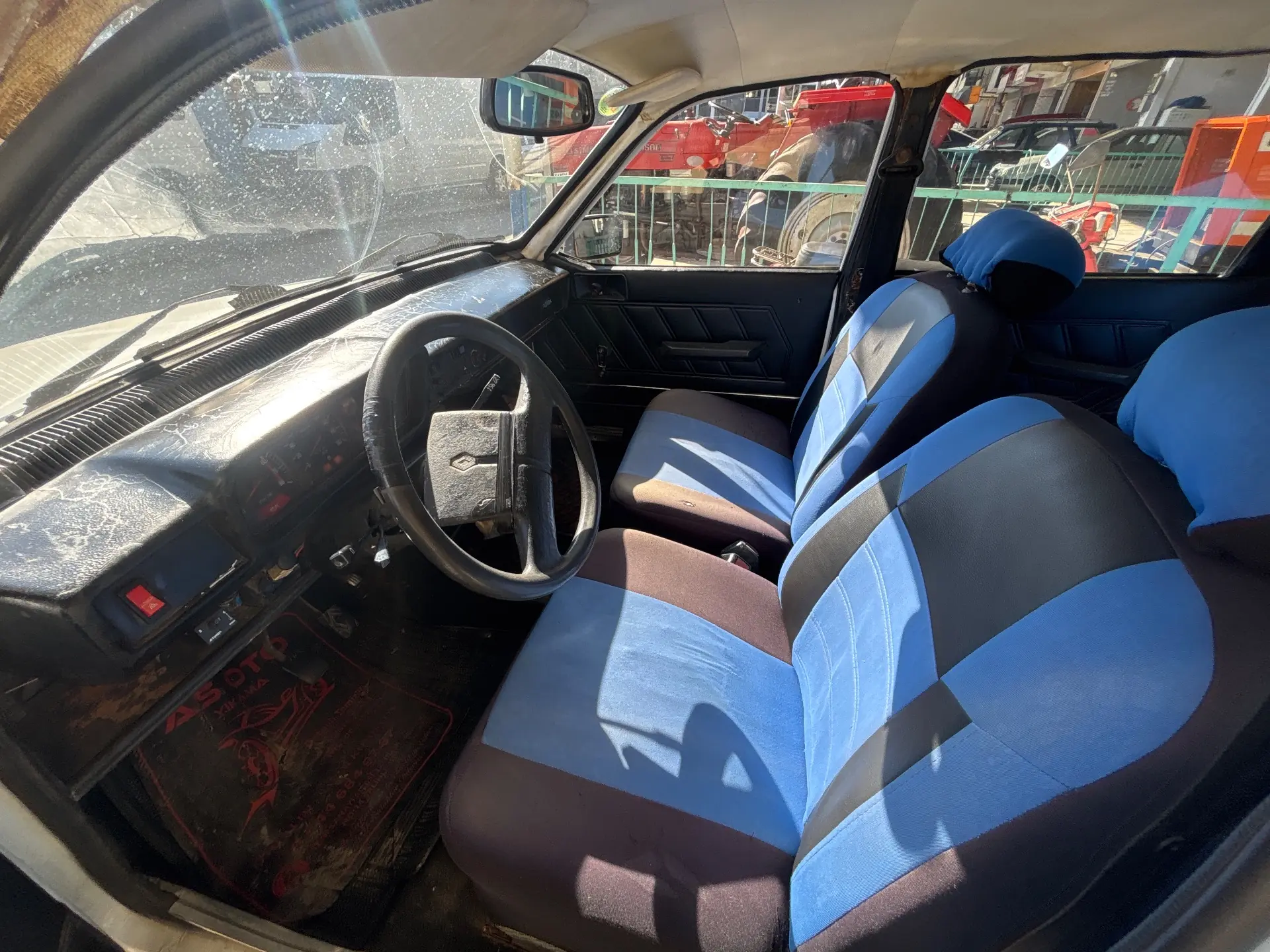 1990 Renault R 12 görsel 4