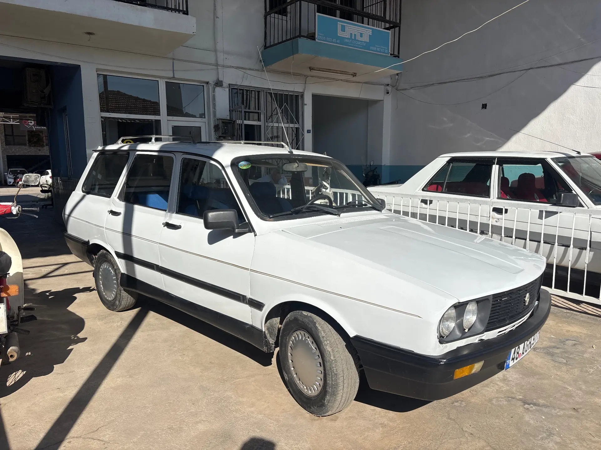 1990 Renault R 12 görsel 9