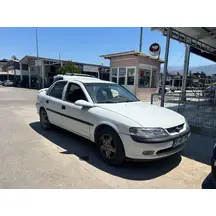 1996 Opel Vectra görsel 2
