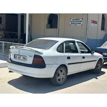 1996 Opel Vectra görsel 8
